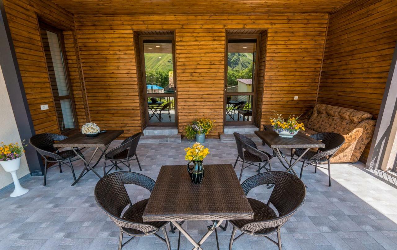 Travel Inn Kazbegi Ngoại thất bức ảnh