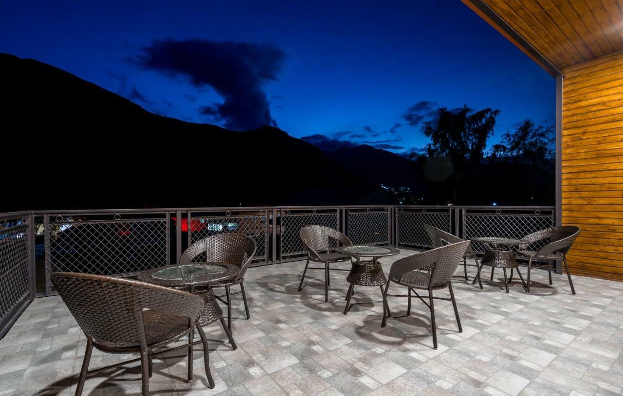 Travel Inn Kazbegi Ngoại thất bức ảnh
