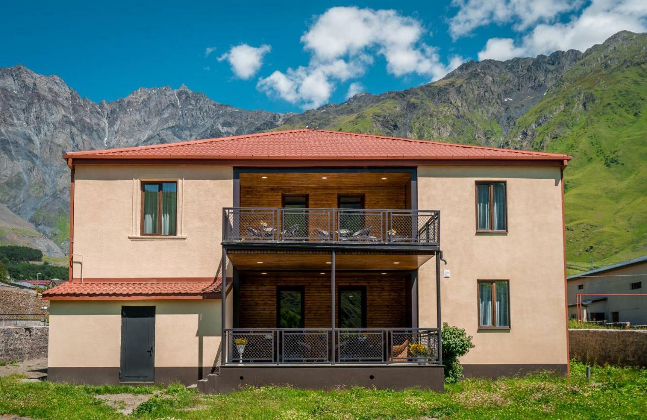 Travel Inn Kazbegi Ngoại thất bức ảnh